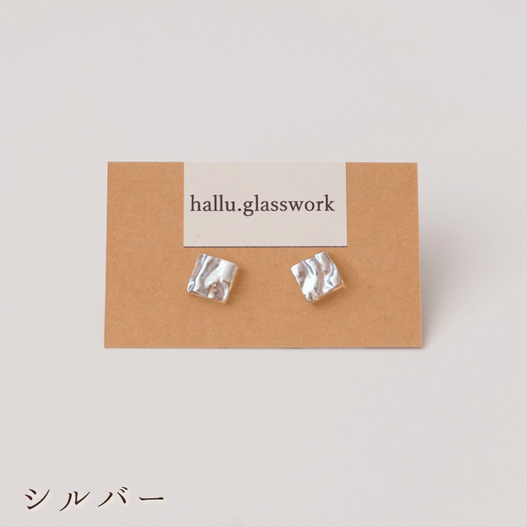 Dichroic (ダイクロ) ガラスピアス 全2色 | 花・工芸品 | 【公式通販